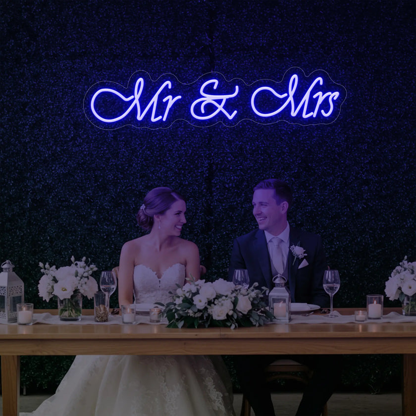 Mr & Mrs V2 Neon Sign