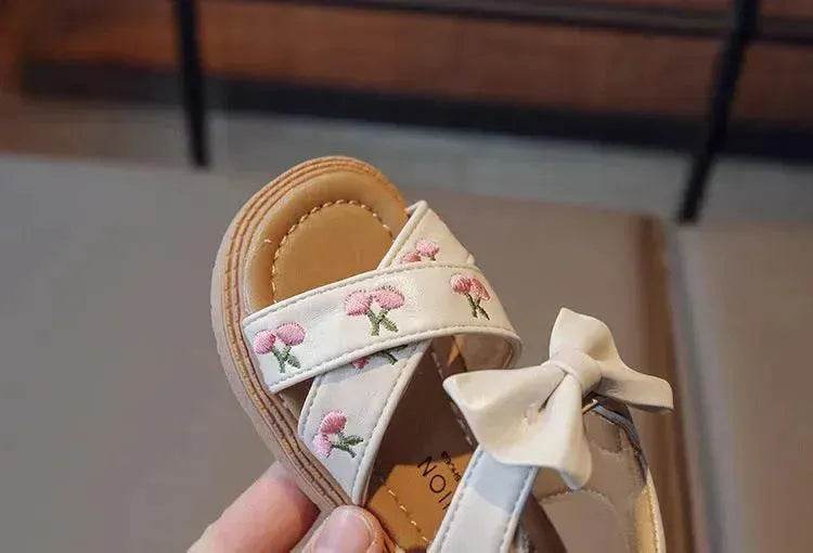 New Fashion Princess Shoes Soft Bottom Embroidered Shoes