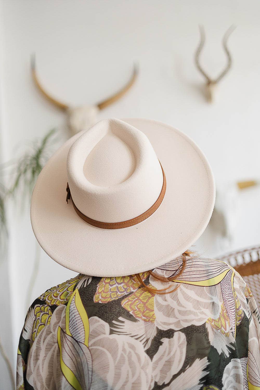 Willow Flat Brim Buckle Hat