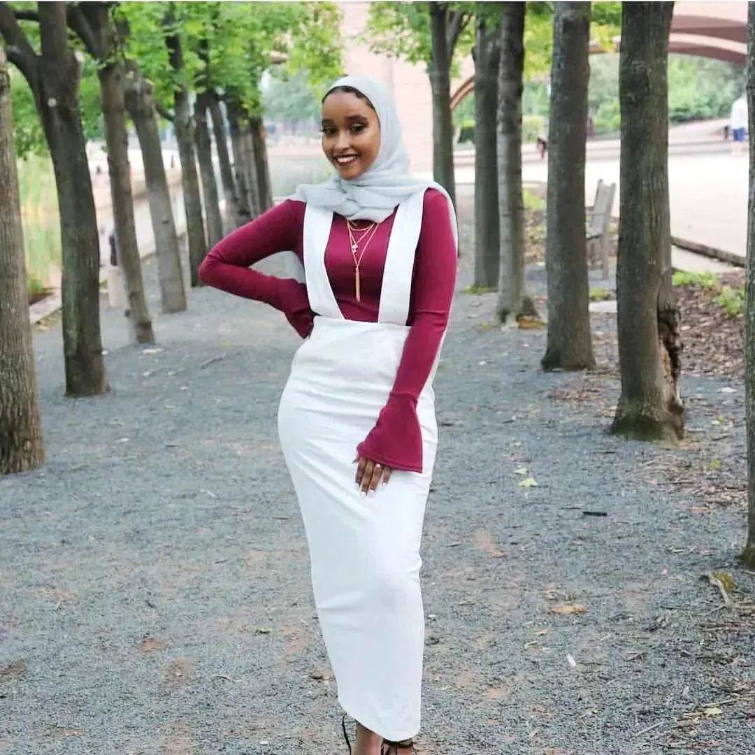 Oversized Middle Eastern Arab  Sling Skirt