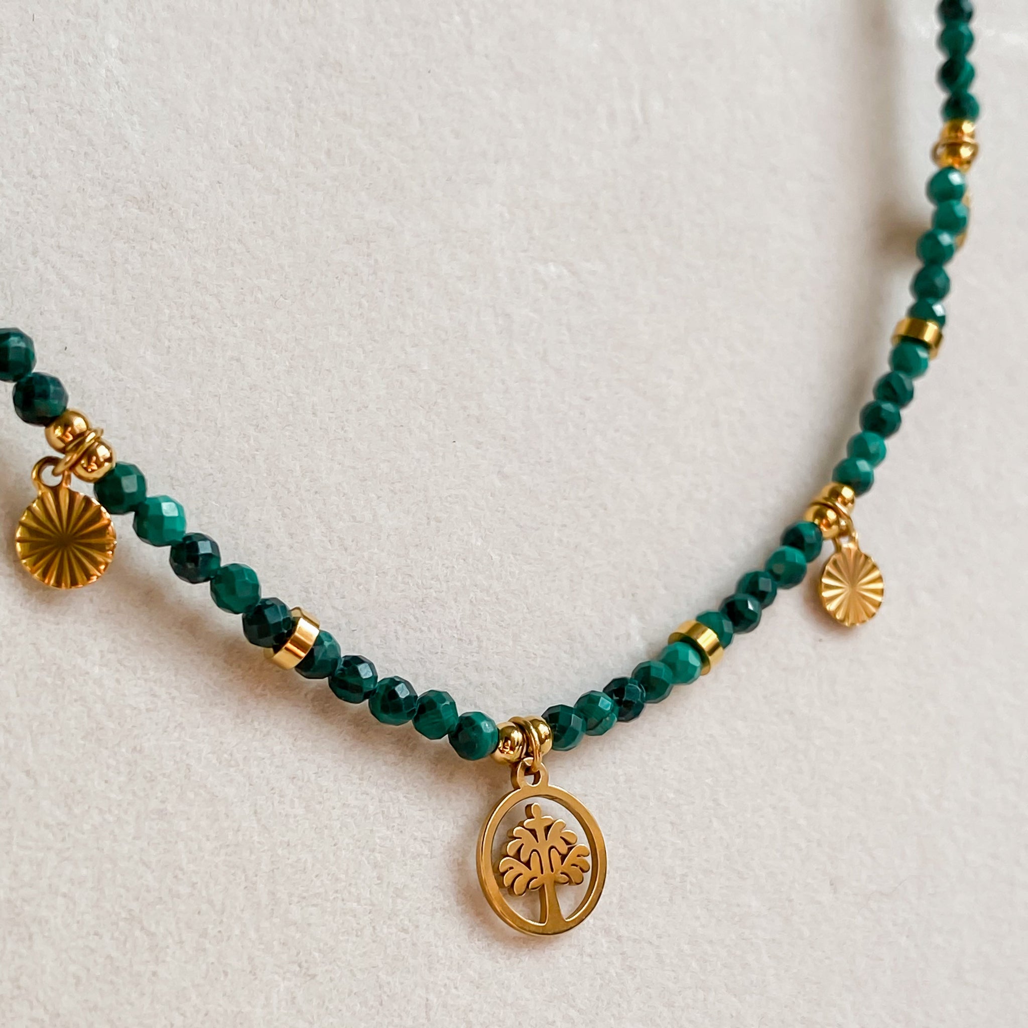 DEMETER | Collier en Malachite avec pendentif arbre de vie