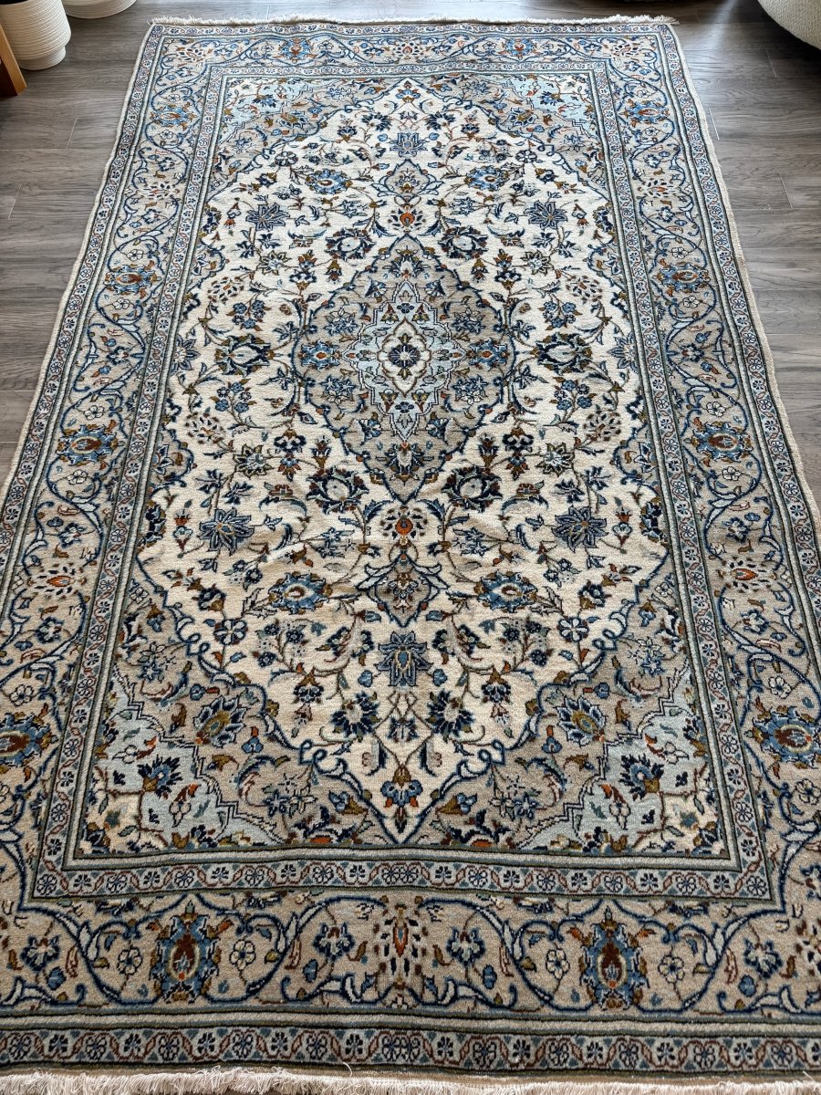 Perisan Kashan Rug | 4' 10