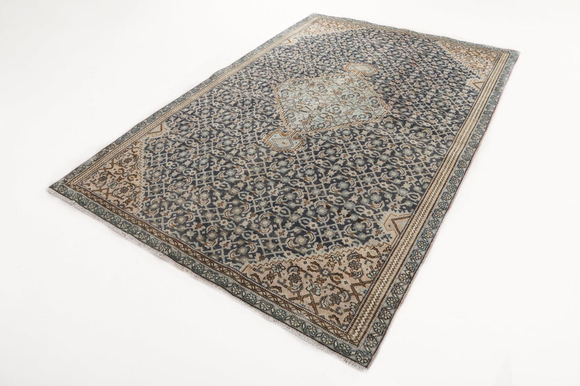 Persian Ardabil Rug | 5' 7