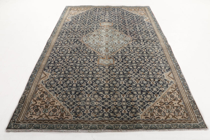 Persian Ardabil Rug | 5' 7