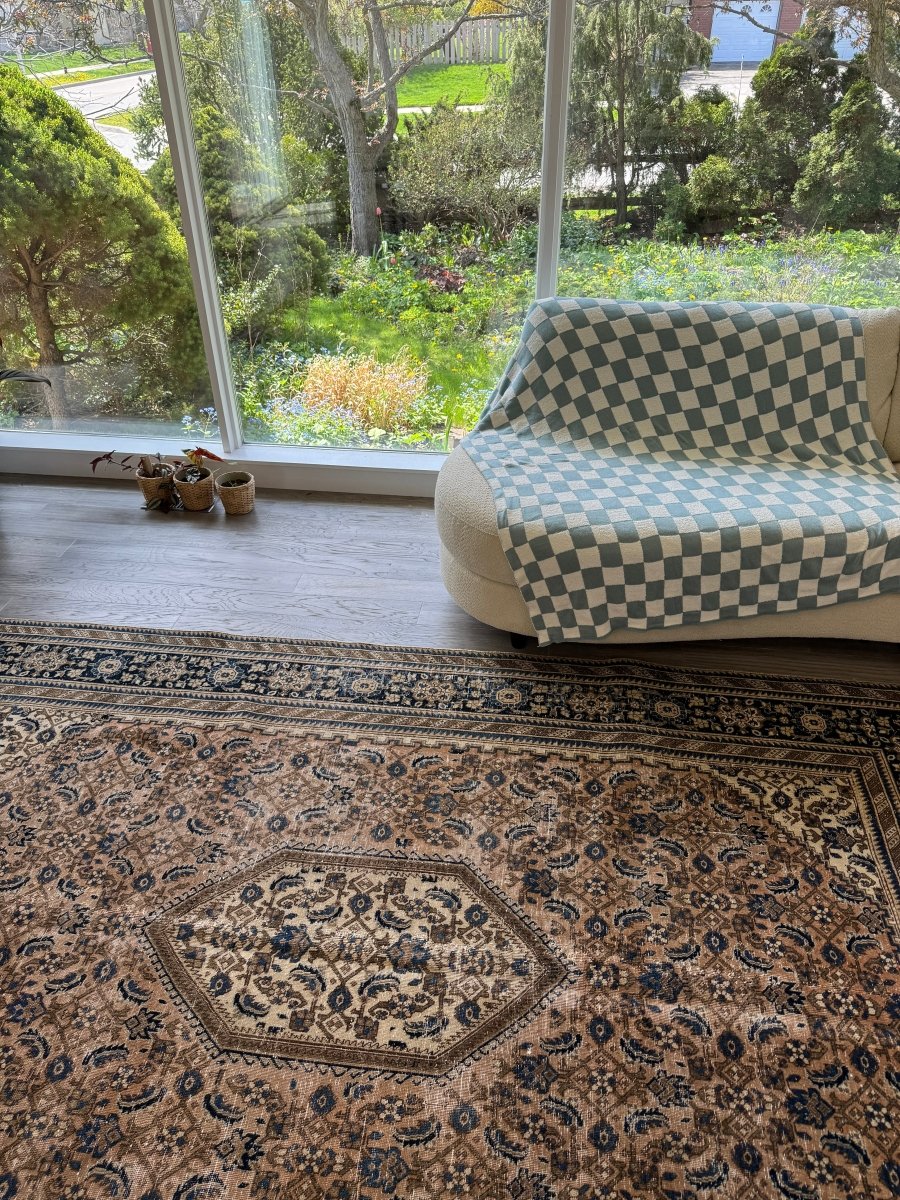 Persian Ardabil Rug | 6' 9