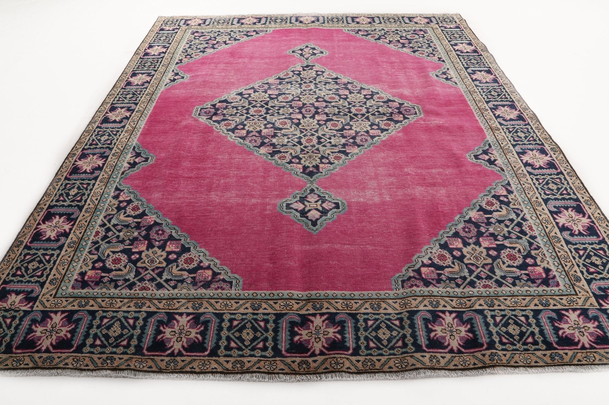 Persian Ardabil Rug | 7' 10