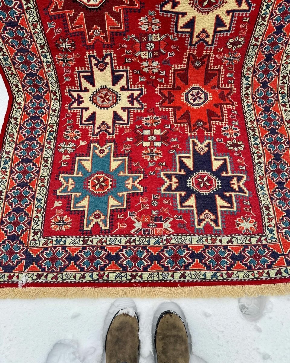 Persian Ardebil Varni Kilim | 4' 3