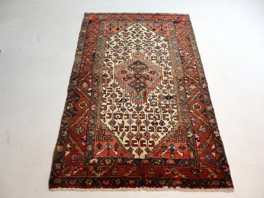 Persian Asadabad Rug | 3' 3” x 5' 5