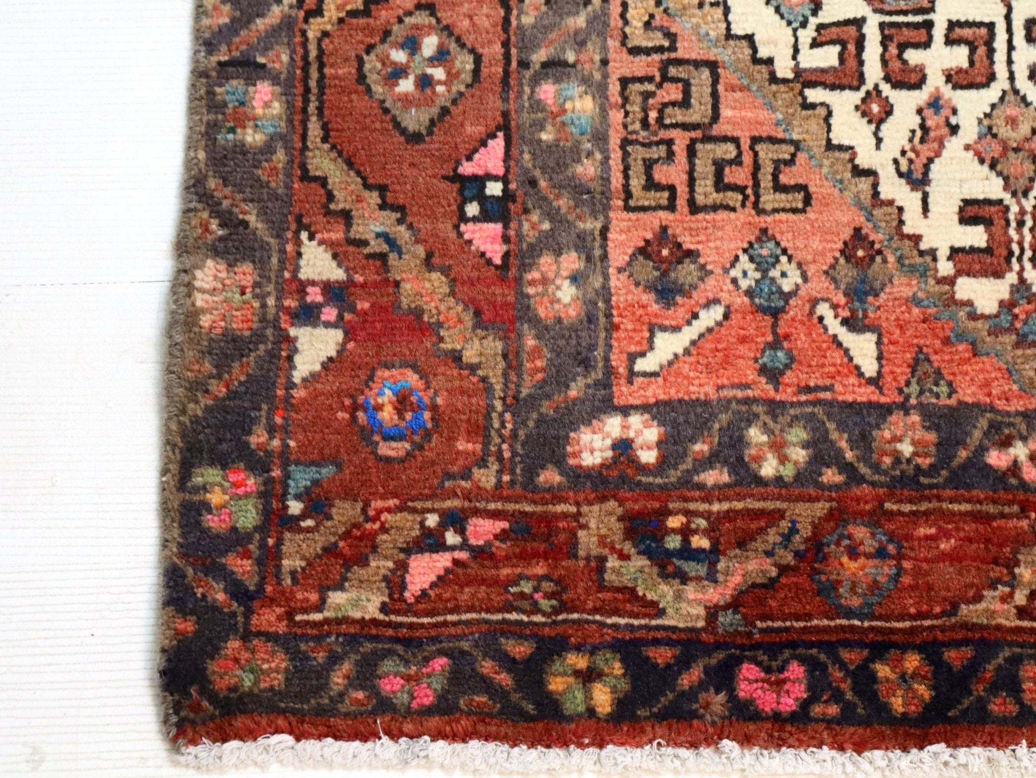Persian Asadabad Rug | 3' 3” x 5' 5