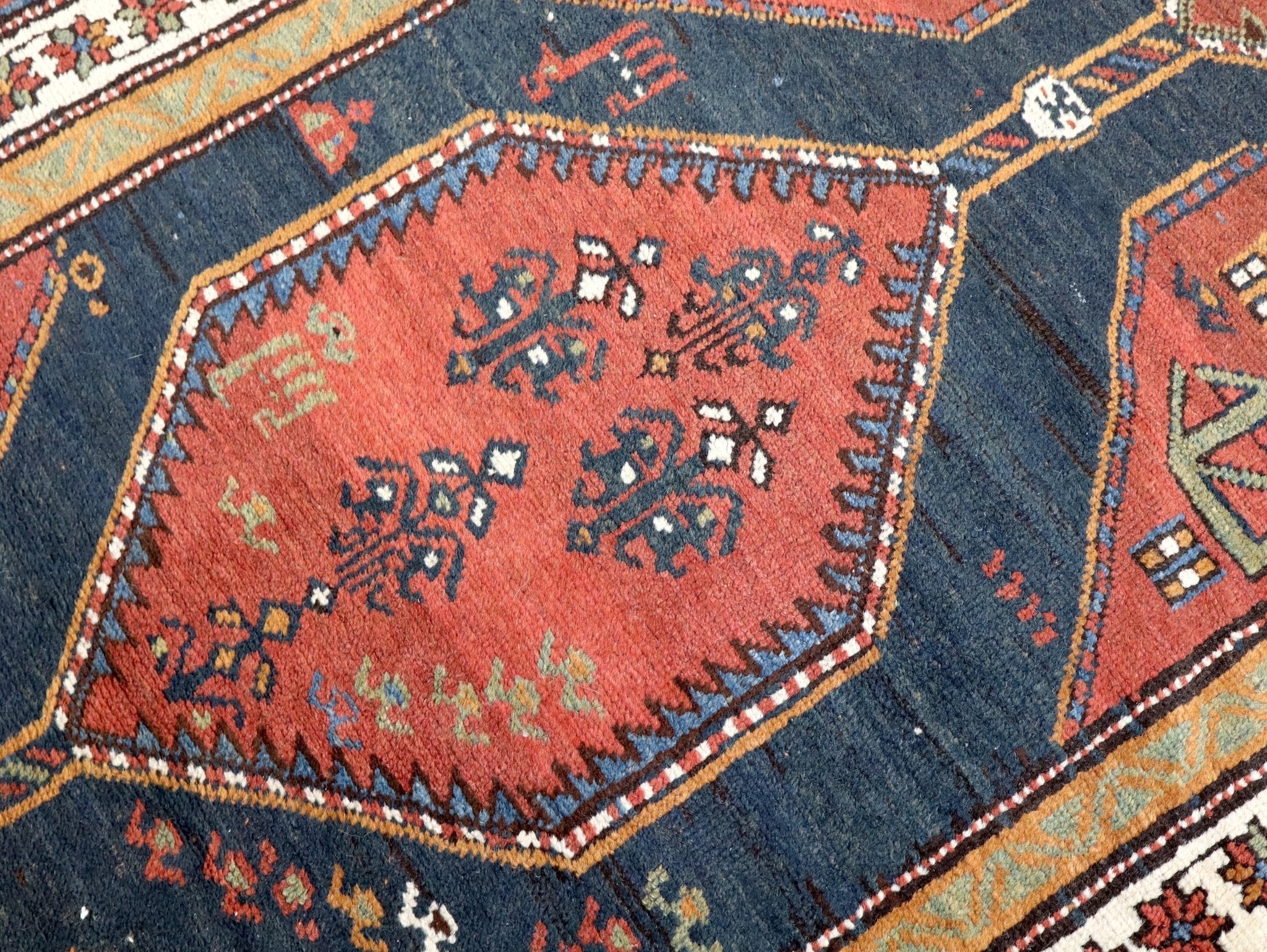 Persian Azerbaijani Rug | 3' 9