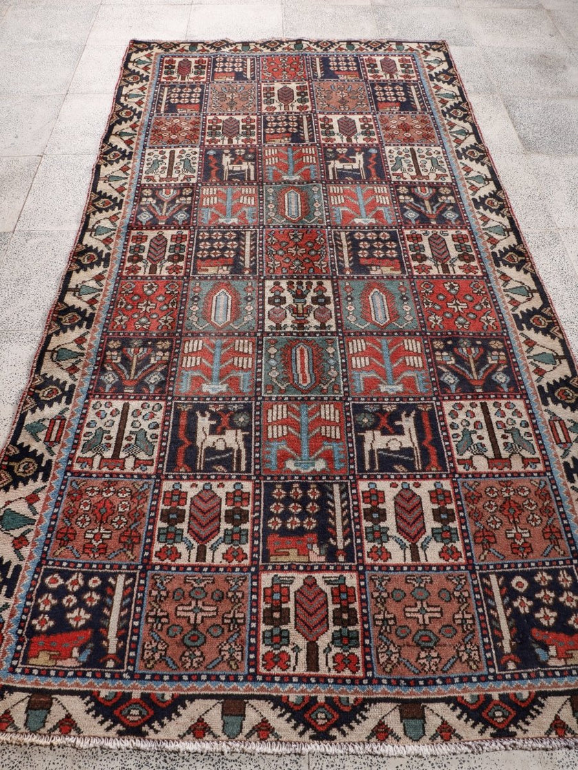 Persian Bakhtiar Rug | 4' 3