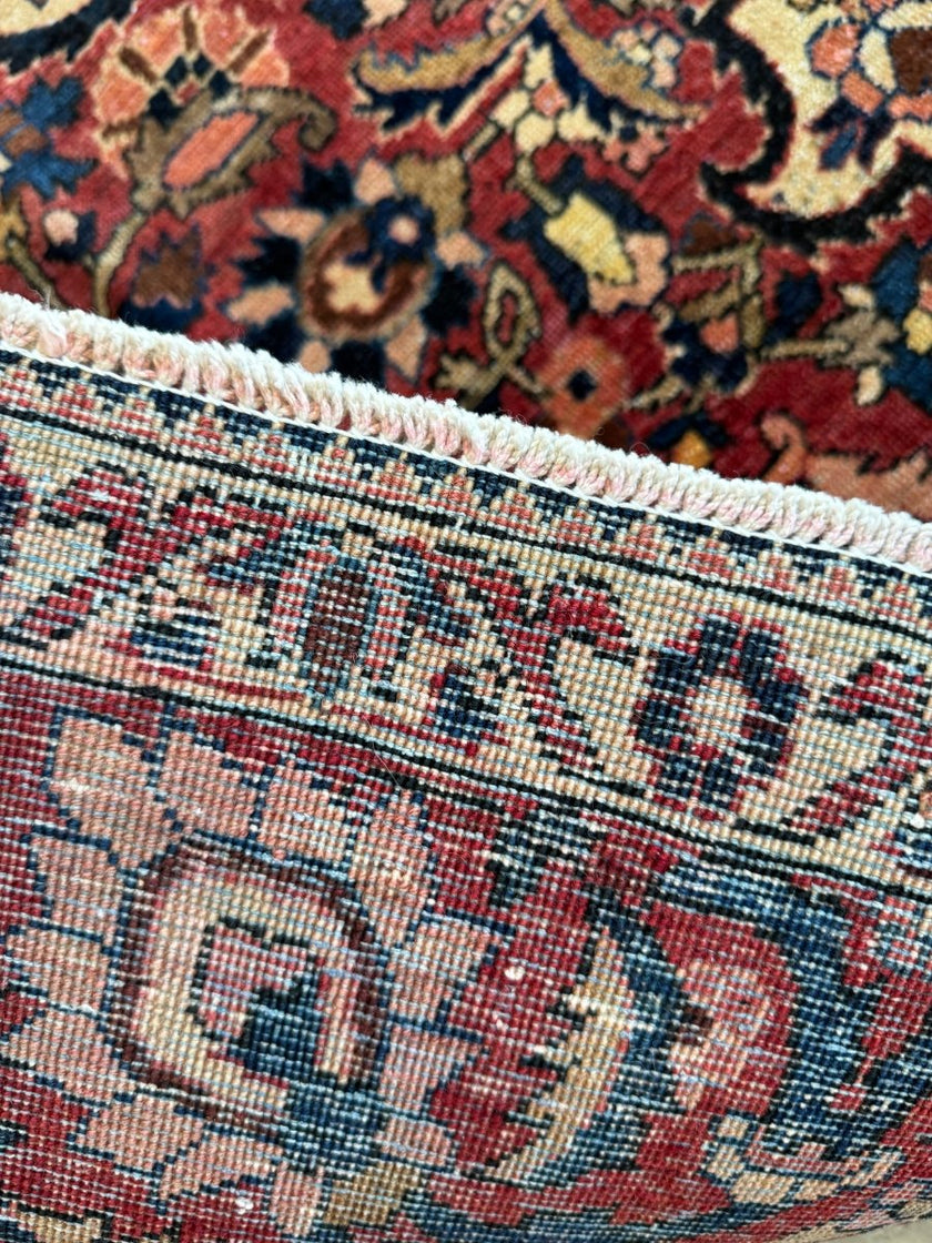Persian Bakhtiar Rug | 4' 7