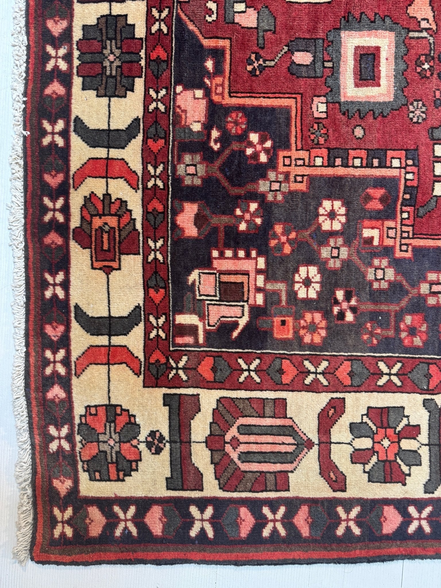 Persian Bakhtiar Rug | 6' 4” x 9' 7