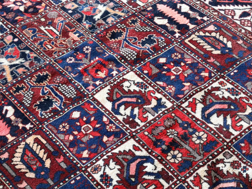 Persian Bakhtiari Rug | 5' 1