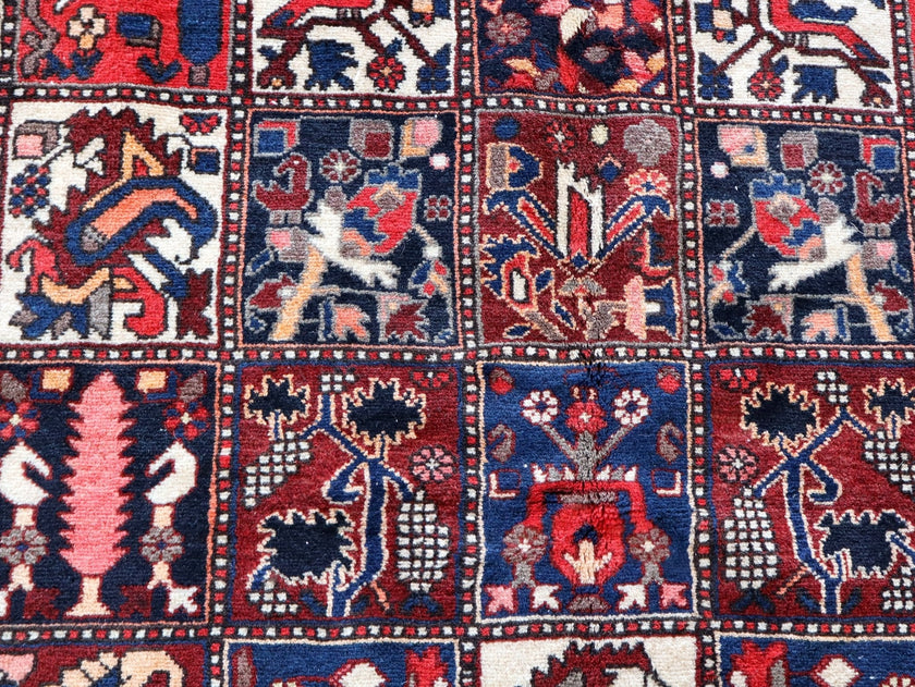 Persian Bakhtiari Rug | 5' 1