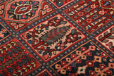 Persian Bakhtiari Rug | 8' 6
