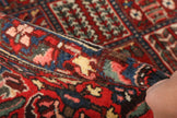 Persian Bakhtiari Rug | 8' 6