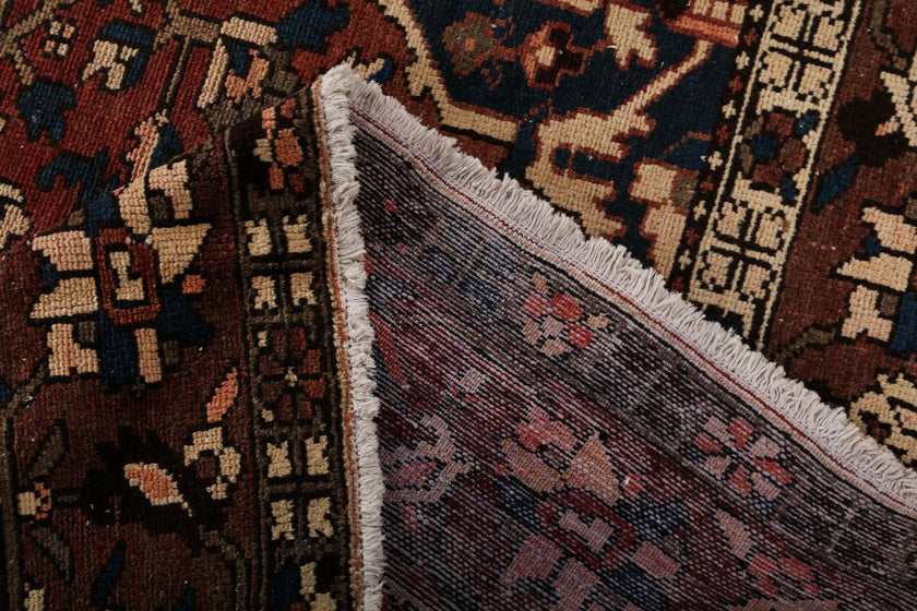 Persian Bakhtiari Rug | 9' 10