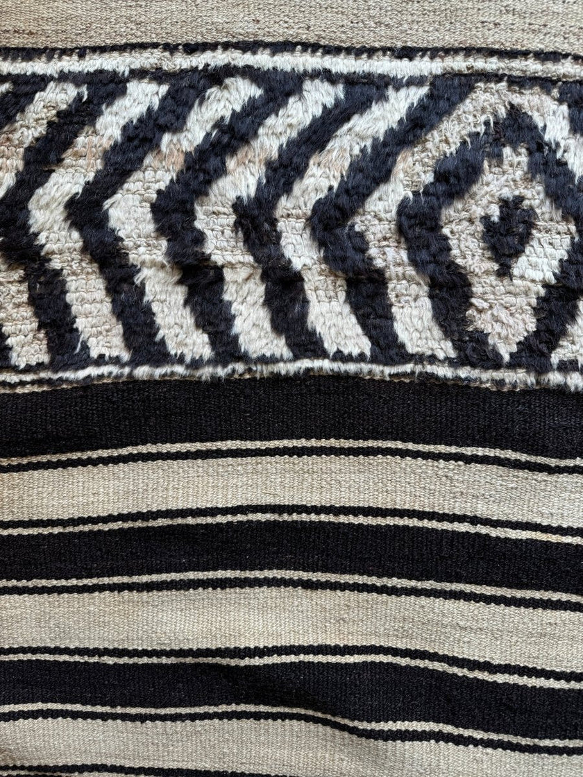 Persian Bakhtiyar Kilim | 3' 4