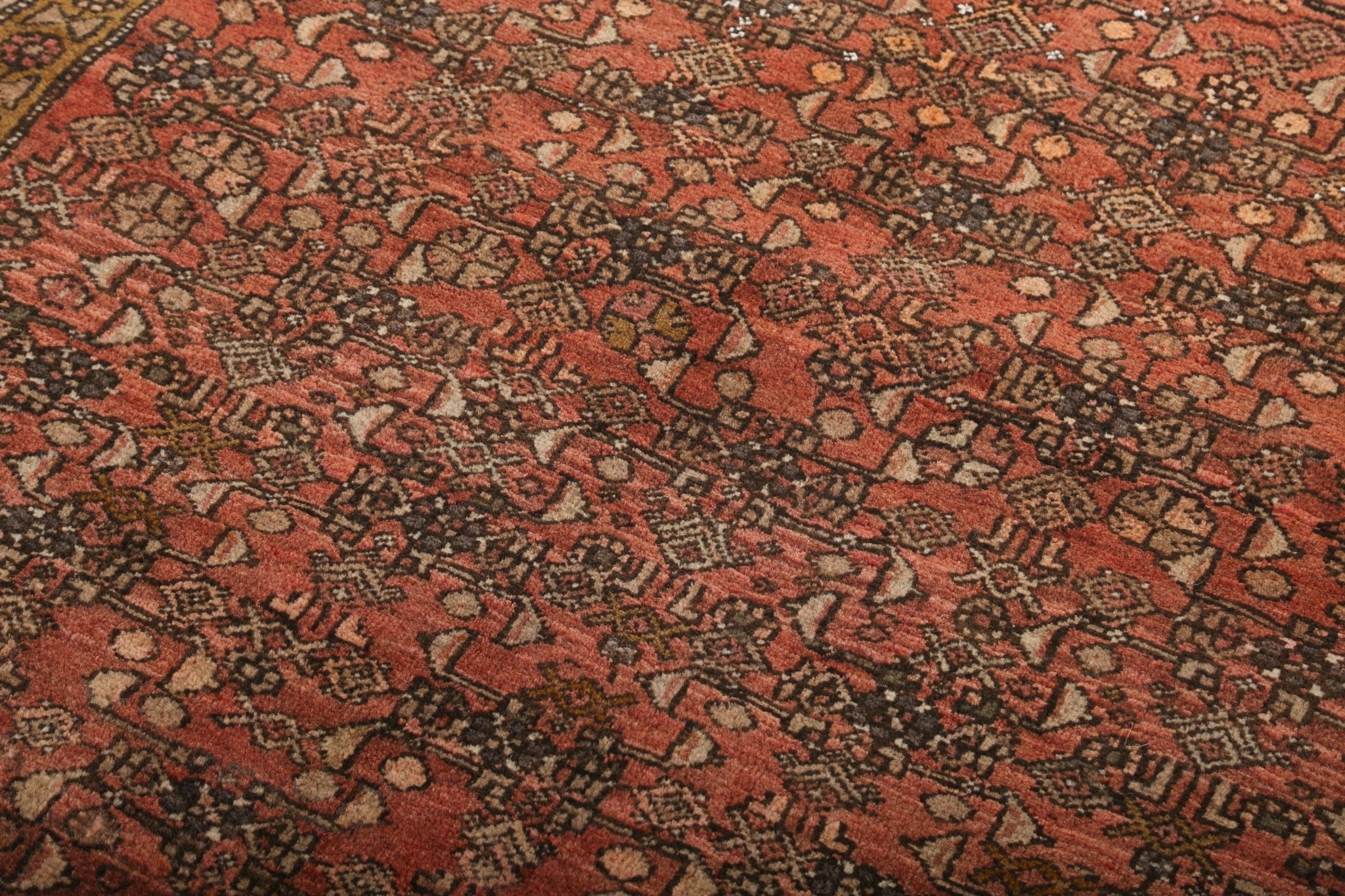 Persian Bidjar Rug | 4' 2