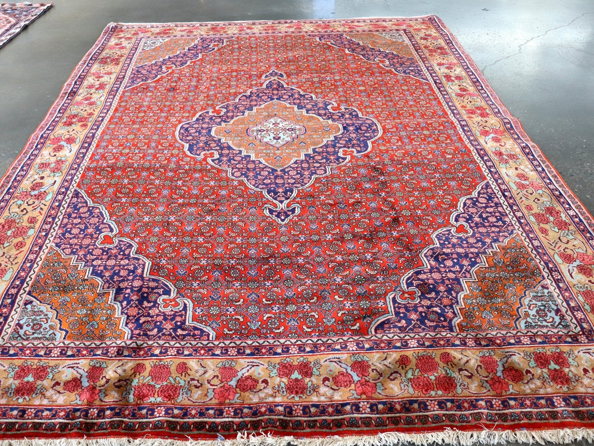 Persian Bidjar Rug | 8' 7