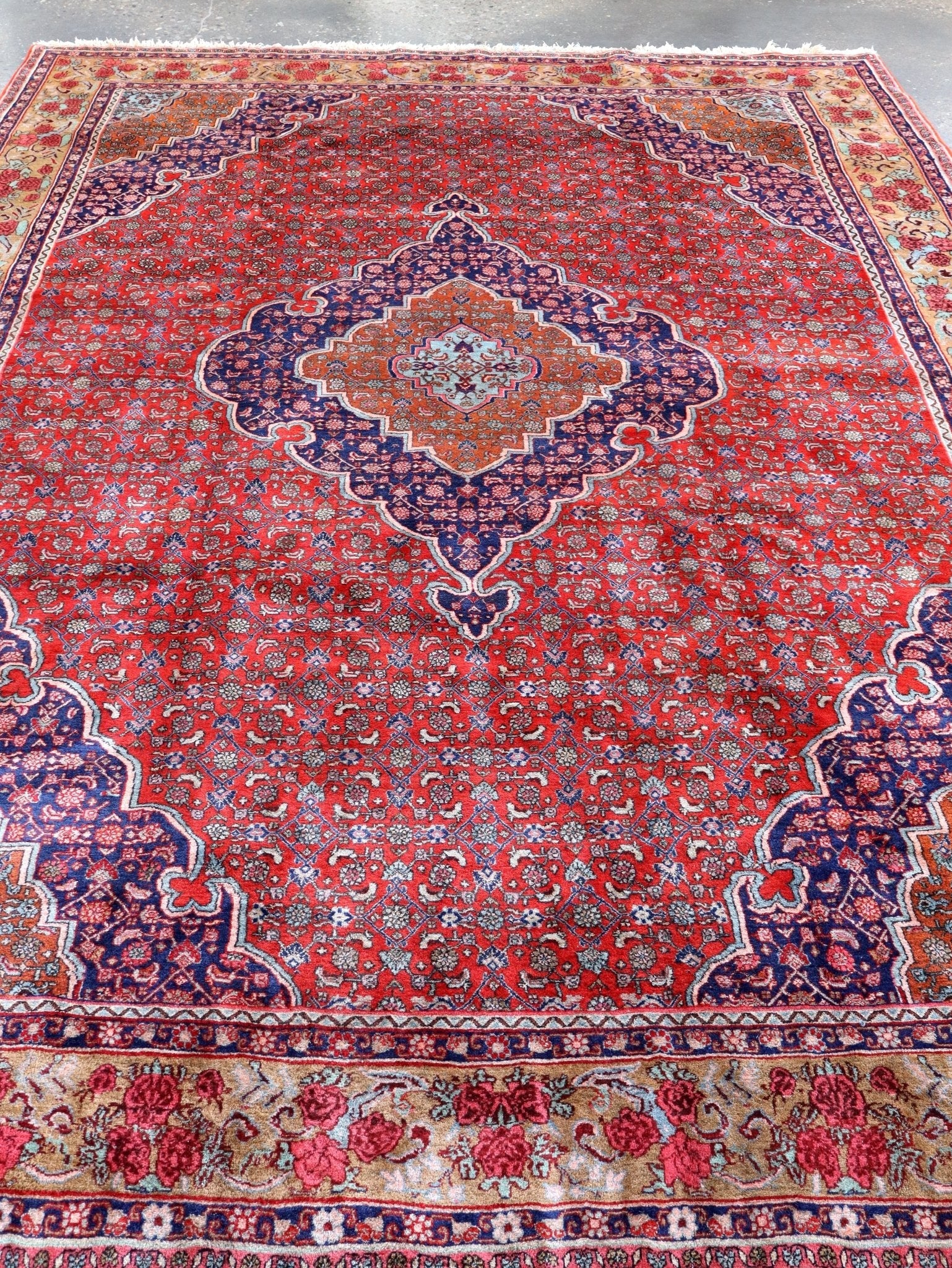 Persian Bidjar Rug | 8' 7
