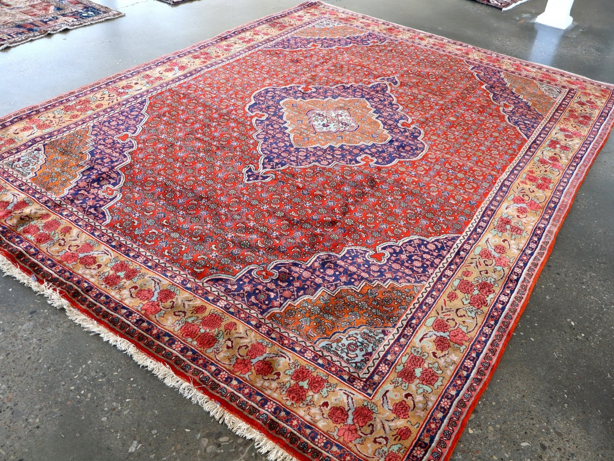 Persian Bidjar Rug | 8' 7