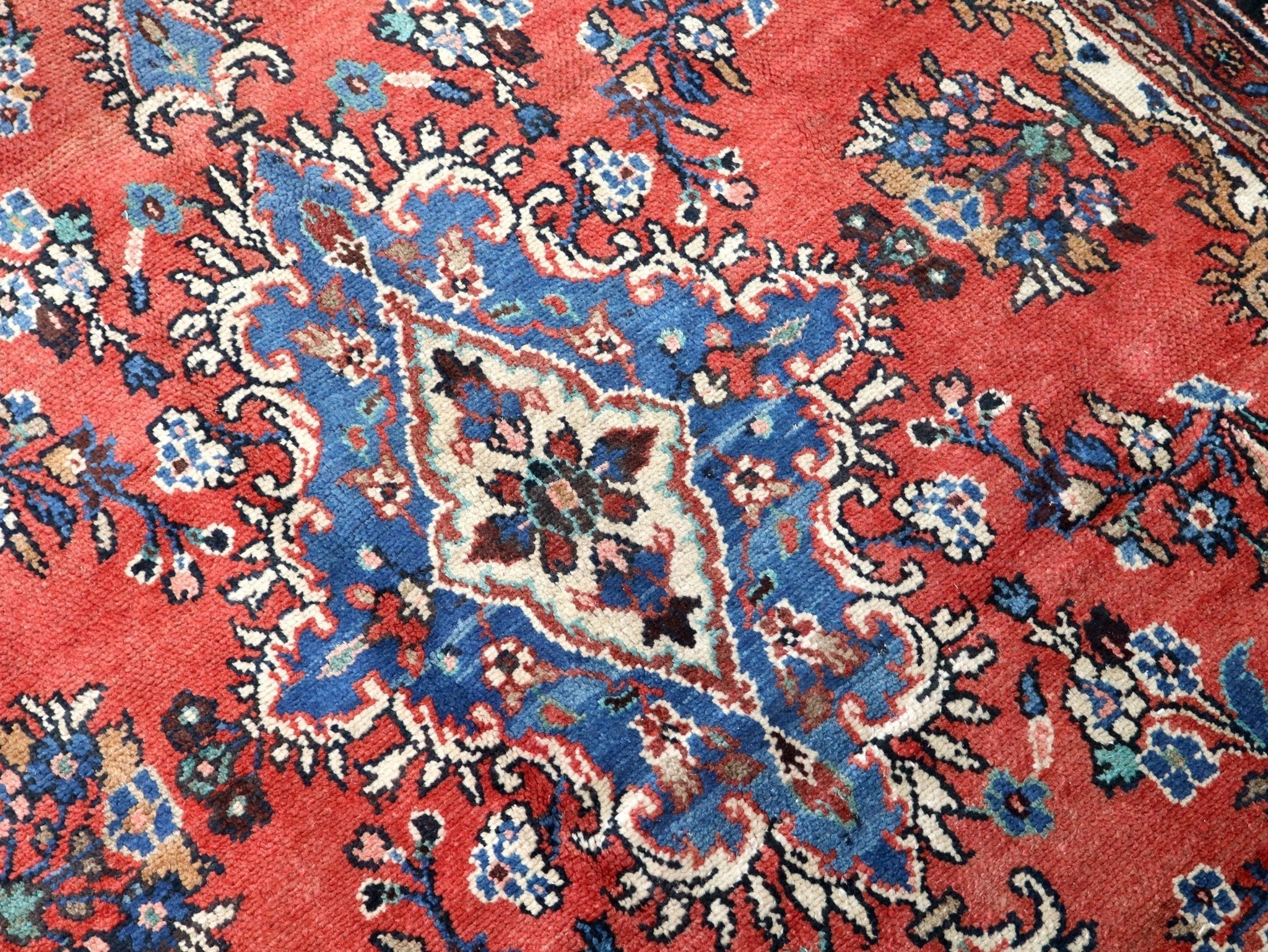Persian Boyukabad Rug | 6' 4” x 10' 10