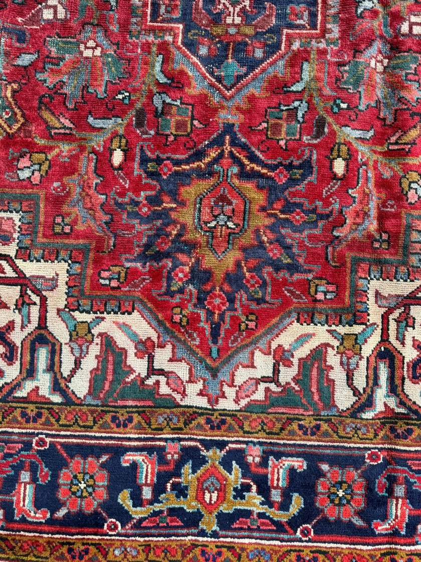 Persian Gorevan Heriz Rug | 8' 1