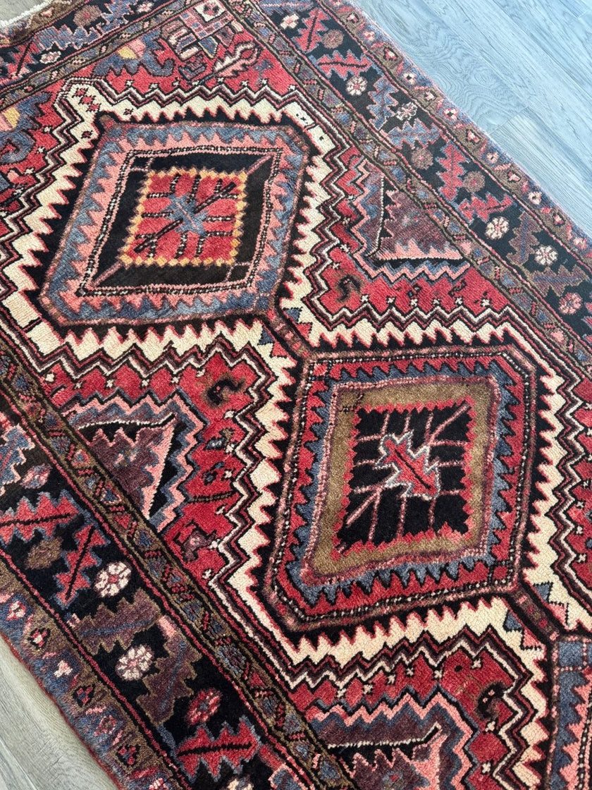 Persian Gorevan Rug | 3' 11