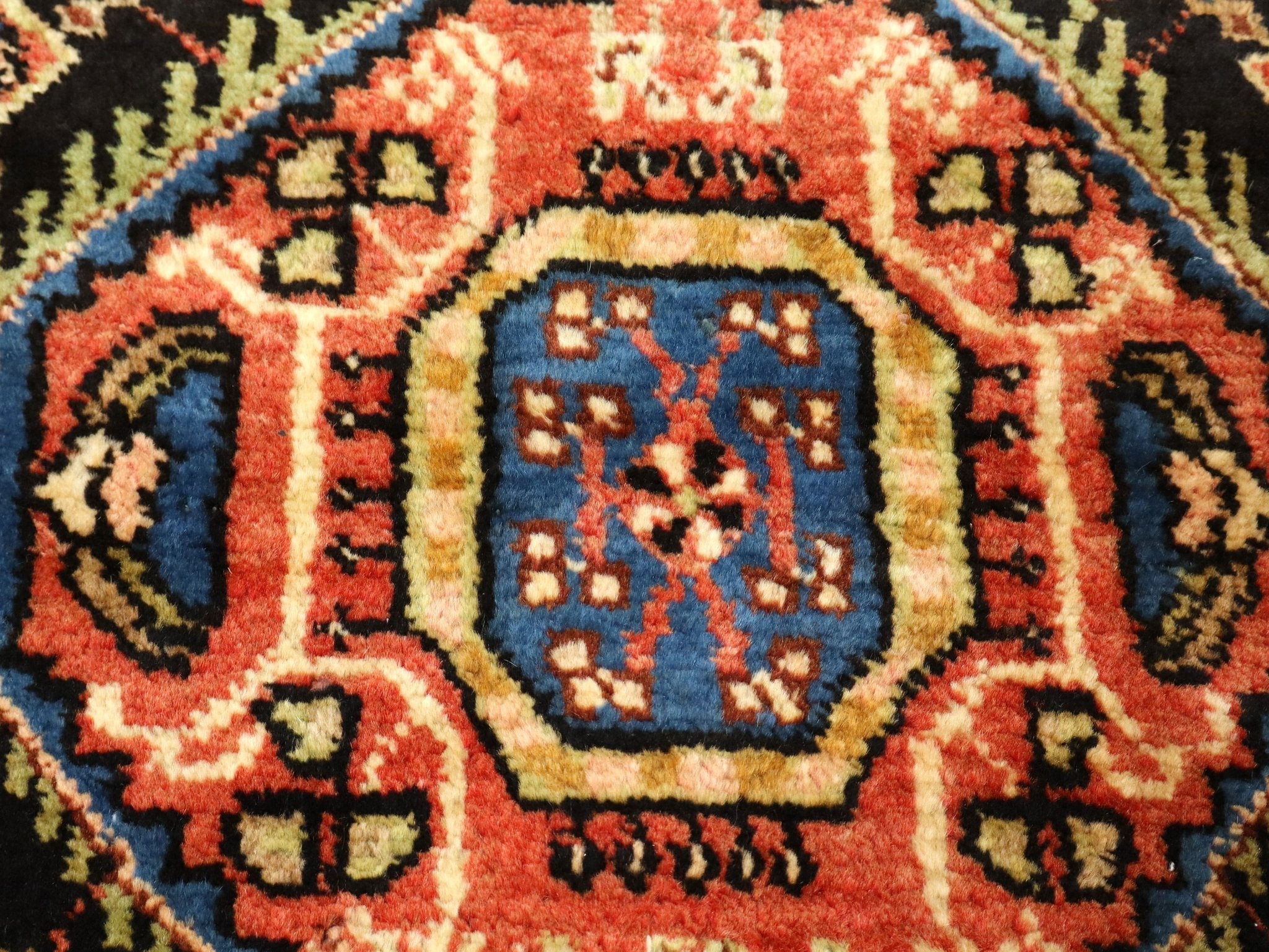Persian Hamadan Rug | 2' 10” x 4' 11