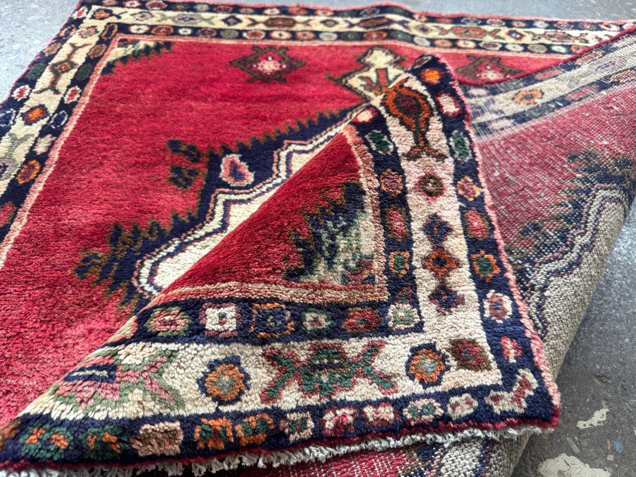 Persian Hamadan Rug | 3' 5