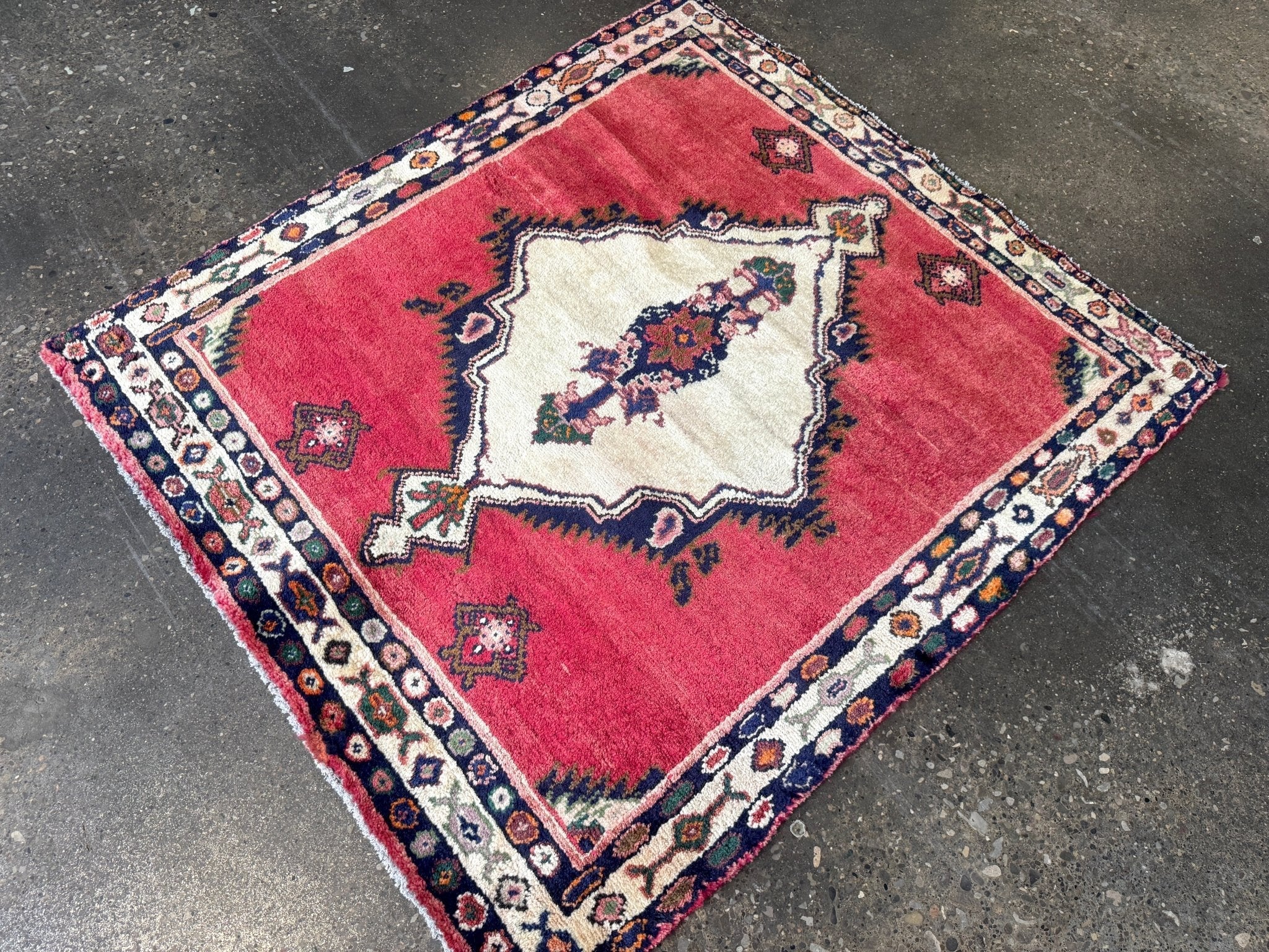 Persian Hamadan Rug | 3' 5