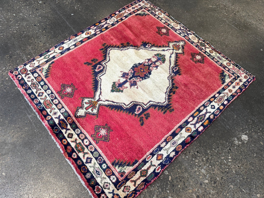 Persian Hamadan Rug | 3' 5