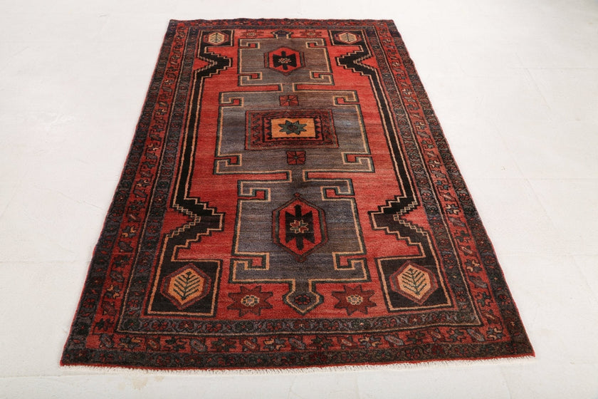 Persian Hamadan Rug | 4' 5