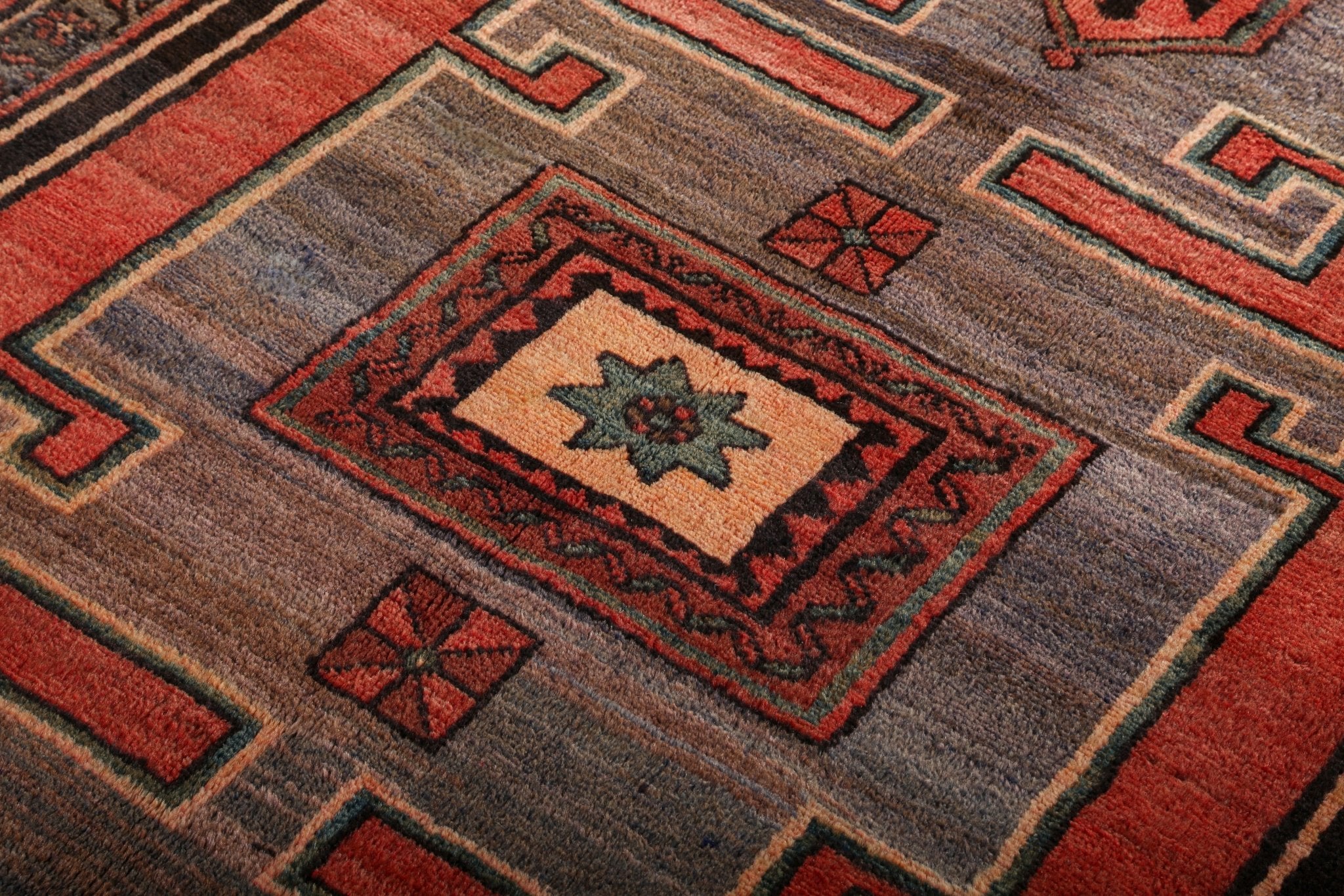 Persian Hamadan Rug | 4' 5