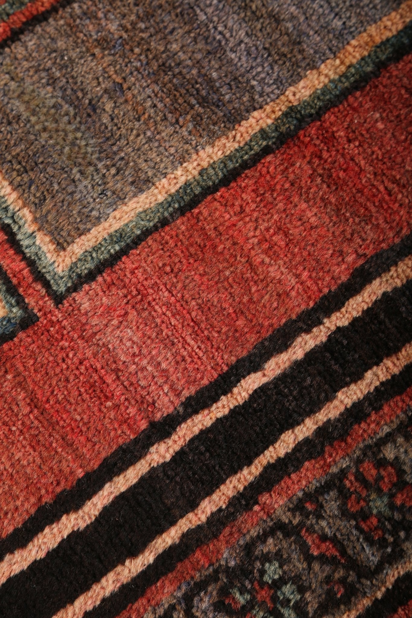 Persian Hamadan Rug | 4' 5