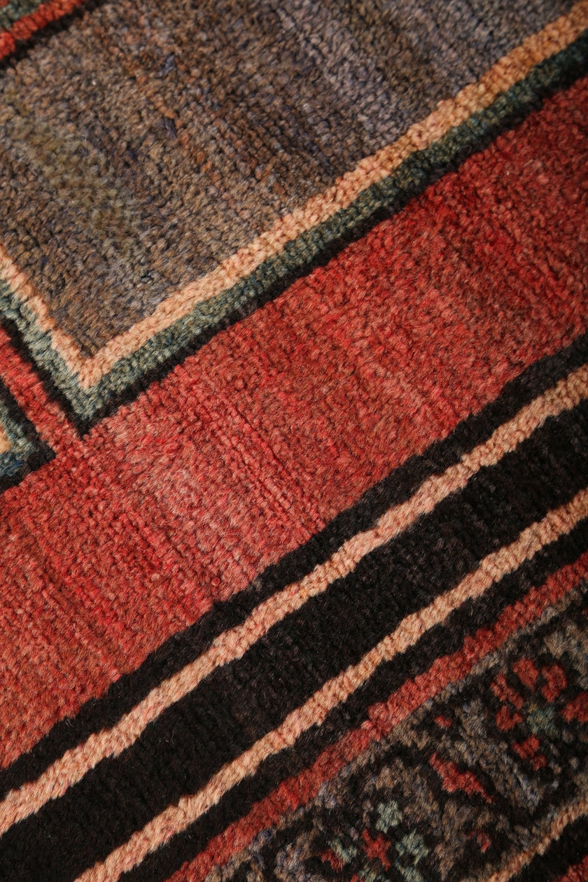 Persian Hamadan Rug | 4' 5