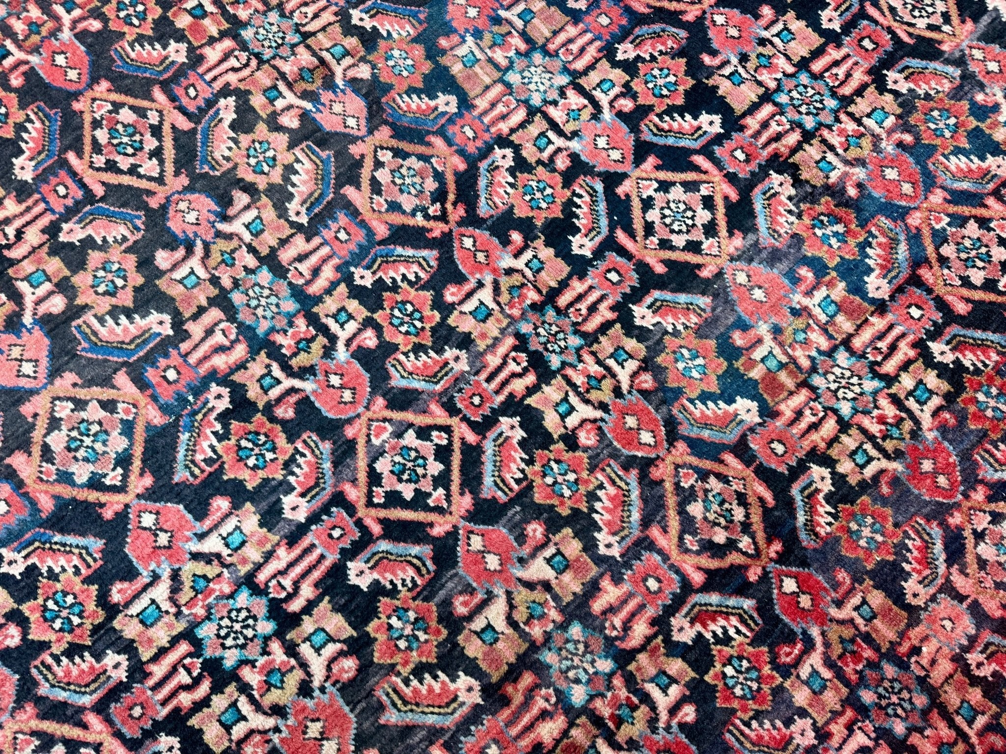 Persian Hamadan Rug | 7' 9” x 10'