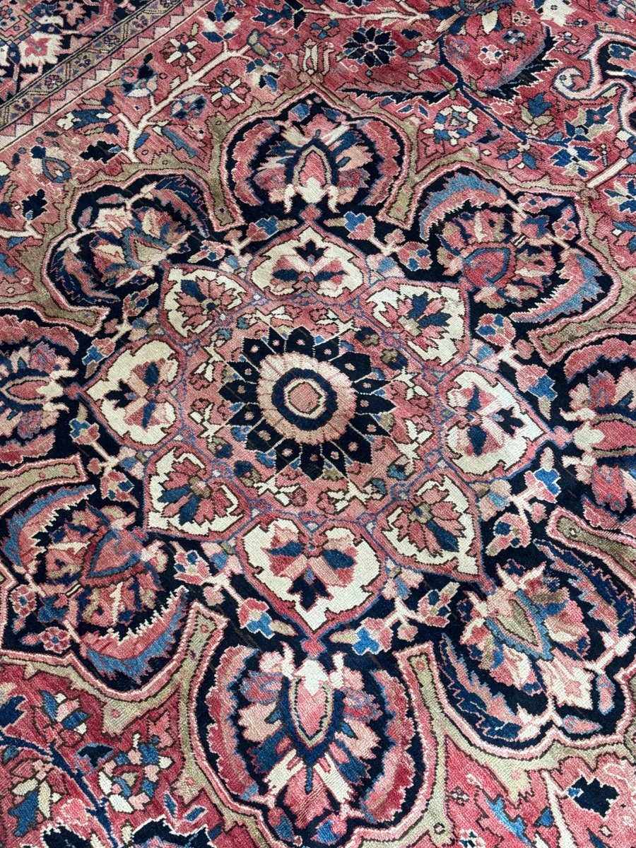 Persian Heriz Rug | 10' 7