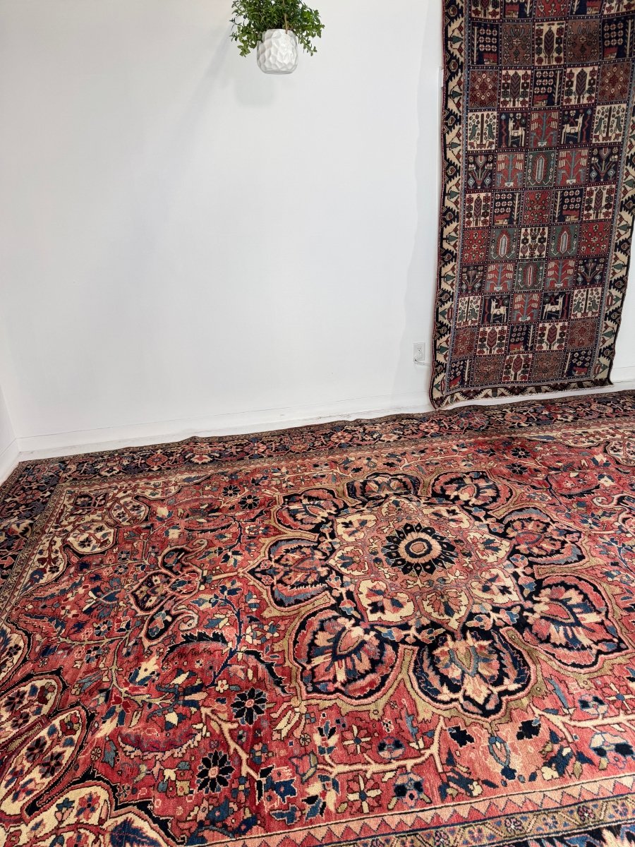 Persian Heriz Rug | 10' 7