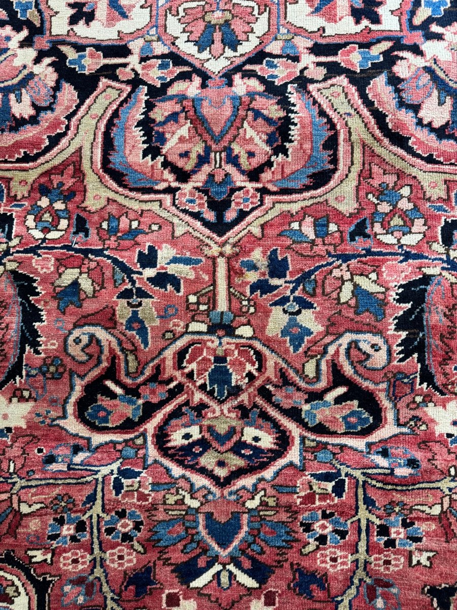 Persian Heriz Rug | 10' 7