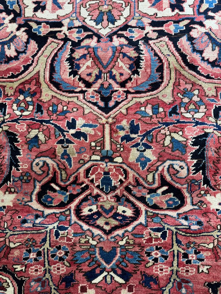 Persian Heriz Rug | 10' 7