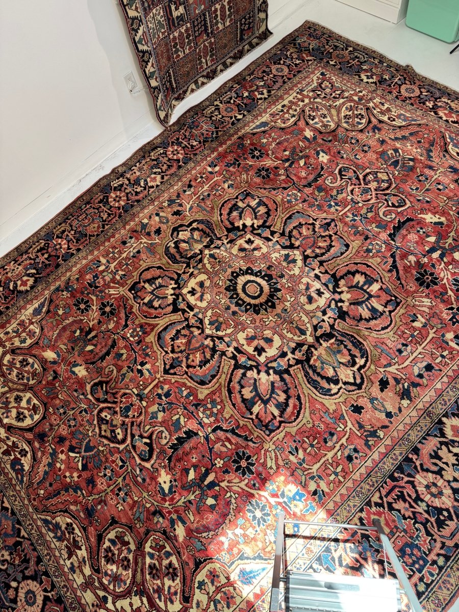Persian Heriz Rug | 10' 7
