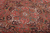 Persian Heriz Rug | 6' 9