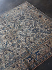 Persian Heriz Rug | 7' 1