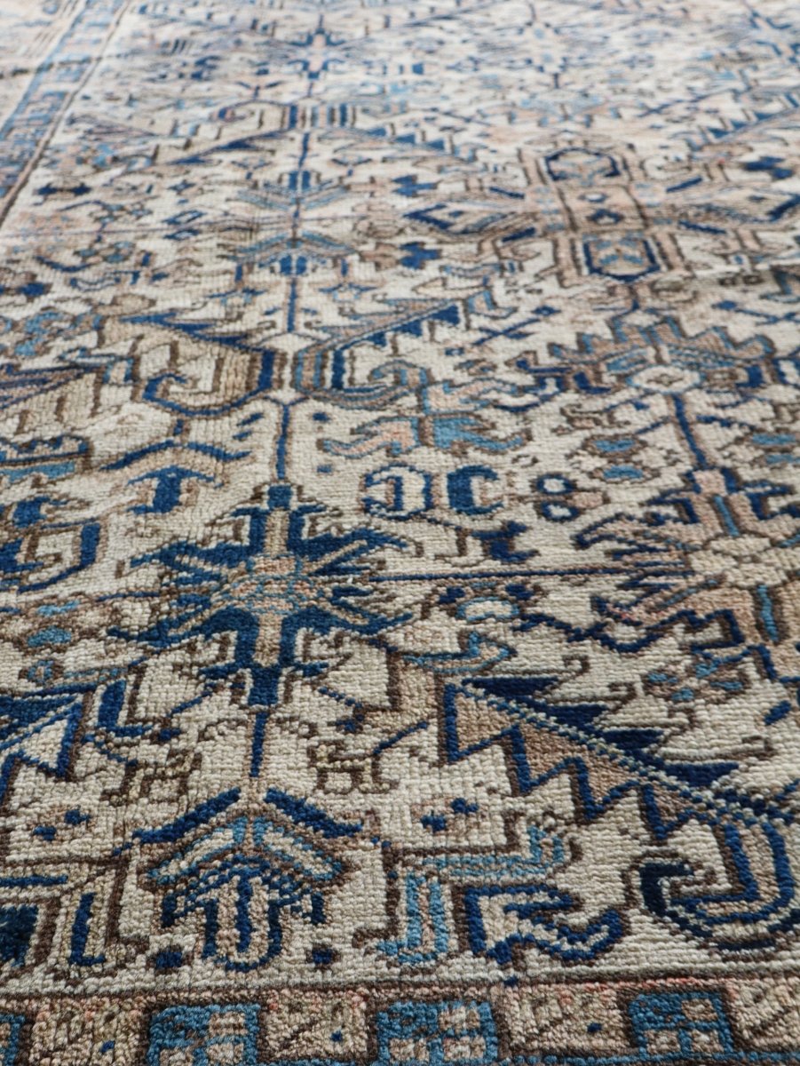 Persian Heriz Rug | 7' 1
