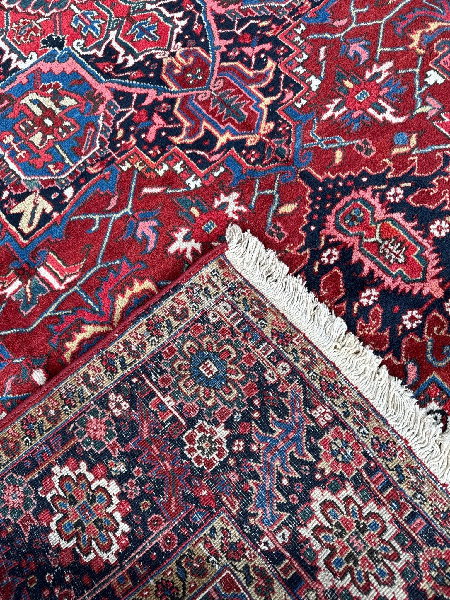Persian Heriz Rug | 8' 3
