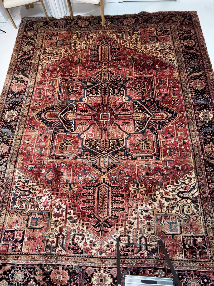Persian Heriz Rug | 9' 10