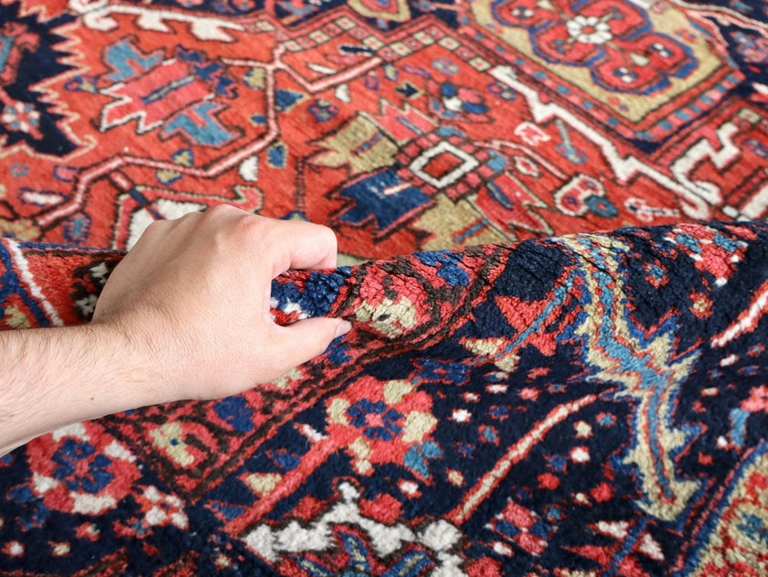 Persian Heriz Rug | 9' 5